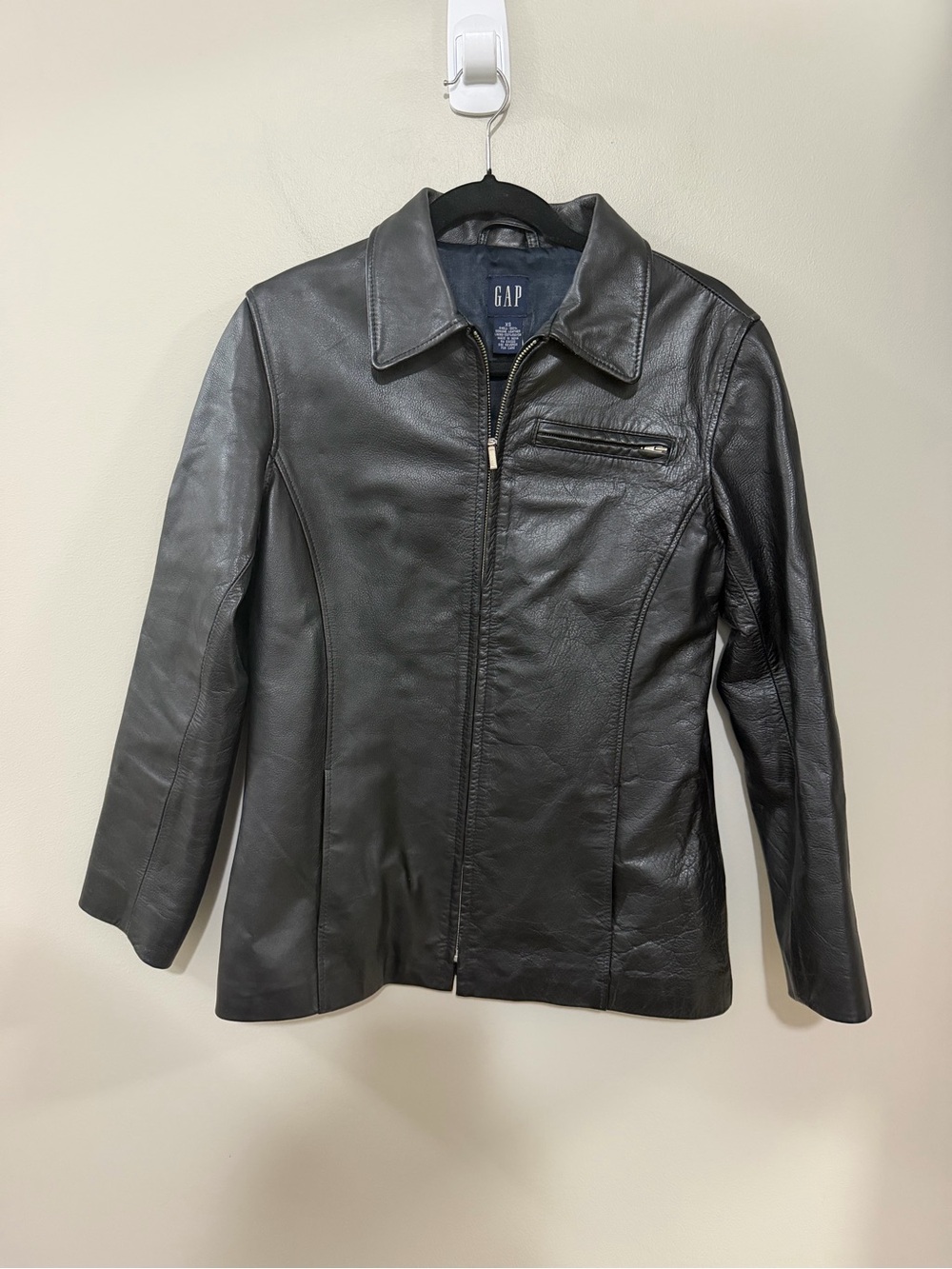 Vintage women's GAP genuine black leather jacket. Y2K.  Size XS